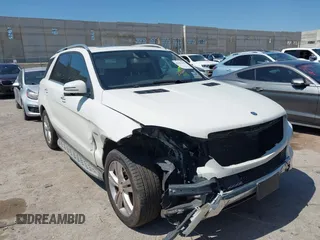 2012 Mercedes-Benz M 350 z VIN 4JGDA5HB1CA007860, wystawiony jako IAAI lot #42504315 z przebiegiem 198 303 mil mil oraz . Historia ofert i sprzedaży dostępna na DreamBid. Obrazek 1.