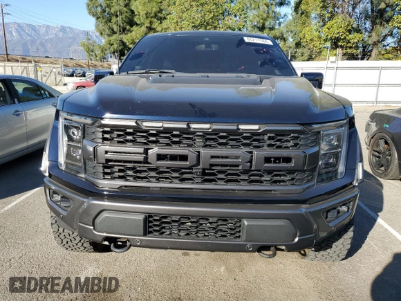 2021 Ford F-150 Raptor with VIN 1FTFW1RG4MFC25118, listed as a Copart auction lot 86217584 with 30,802 mi miles and Salvage Title. Bid and sale history available at carsss.com. Image 5.
