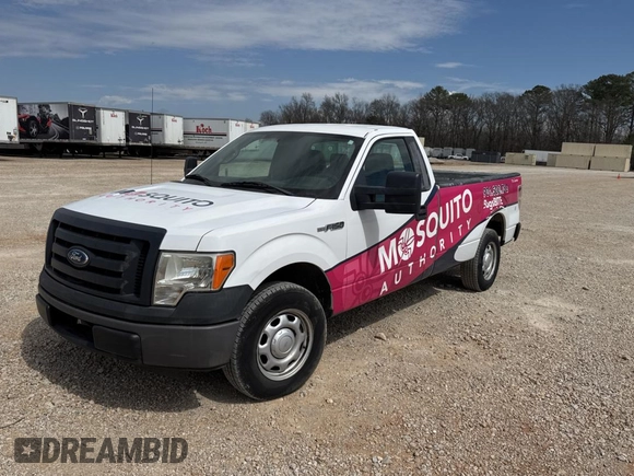 2011 Ford F-150 XL with VIN 1FTMF1CM4BKD89866, listed as a Copart auction lot 49290935 with 198,110 mi miles and Clean Title. Bid and sale history available at DreamBid. Image 2.