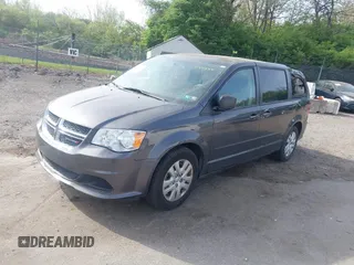 2017 Dodge Grand Caravan SE Plus z VIN 2C4RDGBGXHR549334, wystawiony jako IAAI lot #42097288 z przebiegiem 60 896 mil mil oraz . Historia ofert i sprzedaży dostępna na DreamBid. Obrazek 2.