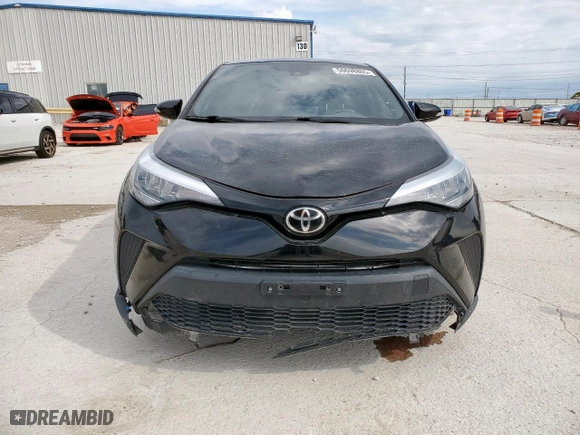 2020 Toyota C-HR LE with VIN NMTKHMBX0LR104121, listed as a Copart auction lot 50698805 with 70,999 mi miles and Salvage Title. Bid and sale history available at carsss.com. Image 5.