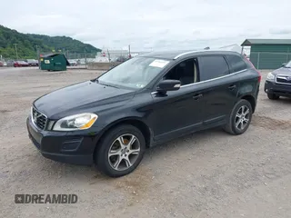 2013 Volvo XC60 T6 with VIN YV4902DZ2D2405330, listed as a IAAI auction lot 42761237 with 125,682 mi miles and . Bid and sale history available at DreamBid. Image 2.