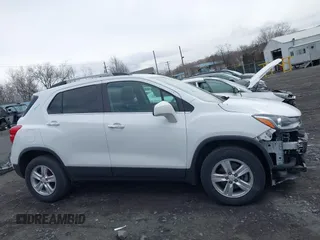 2018 Chevrolet Trax LT with VIN KL7CJPSB0JB650502, listed as a IAAI auction lot 41894077 with 74,516 mi miles. Bid and sale history available at carsss.com. Image 13.