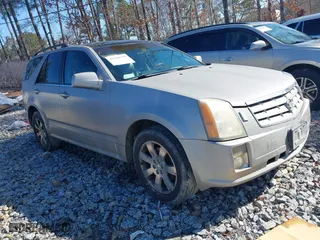 2006 Cadillac SRX with VIN 1GYEE637160177016, listed as a IAAI auction lot 41760778 with 252,119 mi miles. Bid and sale history available at carsss.com. Image 1.