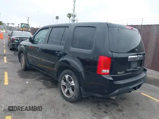 2015 Honda Pilot SE z VIN 5FNYF3H39FB013616, wystawiony jako IAAI lot #42077898 z przebiegiem 87 319 mil mil oraz . Historia ofert i sprzedaży dostępna na DreamBid. Obrazek 3.
