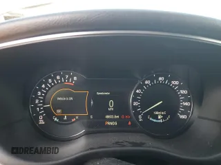 2019 Lincoln MKC Select с VIN 5LMCJ2D98KUL15132, выставлен на аукционе Copart как лот 61748785 с пробегом 48 603 миль миль и Списание • Salvage title. История ставок и продаж доступна на DreamBid. Изображение 9.