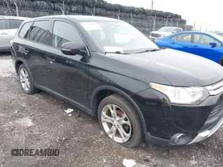 2015 Mitsubishi Outlander SE with VIN JA4AD3A36FZ002806, listed as a IAAI auction lot 42516137 with Not provided miles and . Bid and sale history available at DreamBid. Image 6.