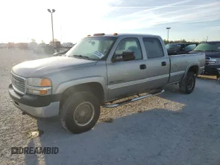 2001 GMC Sierra 2500HD SLT with VIN 1GTHK23G21F143581, listed as a Copart auction lot 73023254 with 229,345 mi miles and Non repairable. Bid and sale history available at DreamBid. Image 1.