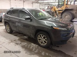 2016 Jeep Cherokee Latitude with VIN 1C4PJMCS3GW368342, listed as a IAAI auction lot 41645152 with 139,282 mi miles and . Bid and sale history available at DreamBid. Image 1.