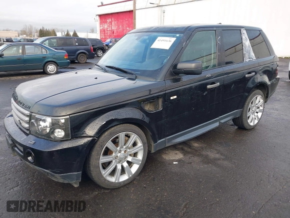 2007 Land Rover Range Rover Sport SC z VIN SALSH23497A111915, wystawiony jako IAAI lot #41491636 z przebiegiem 153 924 mil mil oraz . Historia ofert i sprzedaży dostępna na DreamBid. Obrazek 2.
