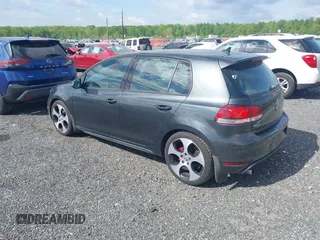 2011 Volkswagen GTI w/Sunroof & Navi PZEV z VIN WVWGD7AJ7BW070534, wystawiony jako IAAI lot #42159521 z przebiegiem 138 279 mil mil oraz . Historia ofert i sprzedaży dostępna na DreamBid. Obrazek 3.