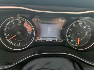 2019 Jeep Cherokee Limited with VIN 1C4PJMDN7KD150787, listed as a Copart auction lot 73053084 with 64,190 mi miles and Salvage Title. Bid and sale history available at carsss.com. Image 9.