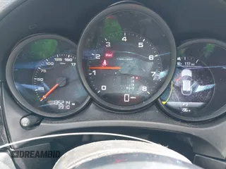 2017 Porsche Macan z VIN WP1AA2A58HLB81896, wystawiony jako IAAI lot #42251657 z przebiegiem 135 214 mil mil oraz . Historia ofert i sprzedaży dostępna na DreamBid. Obrazek 7.