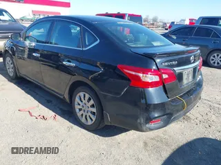2019 Nissan Sentra S z VIN 3N1AB7AP1KY456992, wystawiony jako IAAI lot #41237654 z przebiegiem 88 099 mil mil oraz . Historia ofert i sprzedaży dostępna na DreamBid. Obrazek 3.