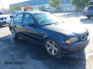 2004 BMW 3 Series 325i с VIN WBAAZ334X4KP88318, выставлен на аукционе IAAI как лот 41299414 с пробегом 161 938 миль миль и . История ставок и продаж доступна на DreamBid. Изображение 1.