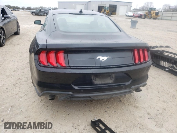 2022 Ford Mustang EcoBoost with VIN 1FA6P8TH8N5123325, listed as a Copart auction lot 70910472 with 4,759 mi miles. Bid and sale history available at carsss.com. Image 6.