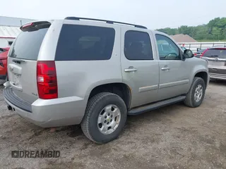 2008 Chevrolet Tahoe 3LT with VIN 1GNFK13058J103613, listed as a IAAI auction lot 42452094 with 221,408 mi miles and . Bid and sale history available at DreamBid. Image 4.