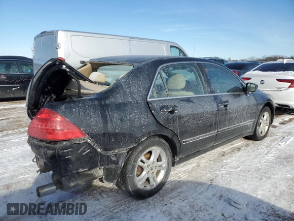 2006 Honda Accord LX SE z VIN 1HGCM56326A033117, wystawiony jako Copart lot #52308625 z przebiegiem 137 419 mil mil oraz Nie do naprawy • Non repairable. Historia ofert i sprzedaży dostępna na DreamBid. Obrazek 3.