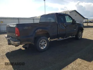 2005 Ford F-250 XL z VIN 1FTSX21P65EA82368, wystawiony jako Copart lot #57249743 z przebiegiem 209 923 mil mil oraz Czysty tytuł • Clean title. Historia ofert i sprzedaży dostępna na DreamBid. Obrazek 3.