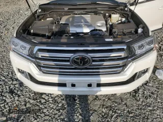2021 Toyota Land Cruiser with VIN JTMCY7AJ8M4101503, listed as a Copart auction lot 75607824 with 23,251 mi miles and Salvage Title. Bid and sale history available at carsss.com. Image 12.
