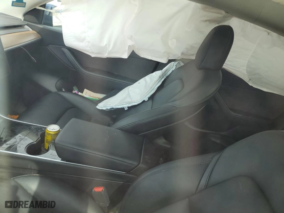 2021 Tesla Model Y Long Range with VIN 5YJYGDEE4MF102368, listed as a Copart auction lot 46173695 with 0 mi miles and Non Repairable. Bid and sale history available at carsss.com. Image 8.