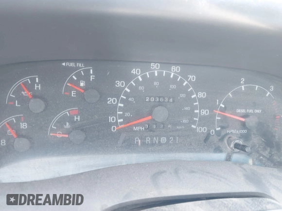 1999 Ford Super Duty F-250 XL with VIN 1FTNF21F3XEC26324, listed as a IAAI auction lot 41433149 with 203,634 mi miles. Bid and sale history available at carsss.com. Image 7.