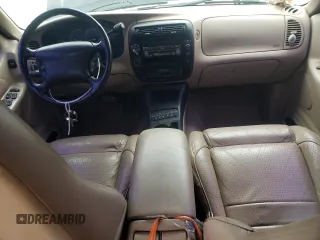 1997 Ford Explorer XL z VIN 1FMDU34E1VZA51776, wystawiony jako Copart lot #55132575 z przebiegiem 191 196 mil mil oraz Szkoda całkowita • Salvage title. Historia ofert i sprzedaży dostępna na DreamBid. Obrazek 8.
