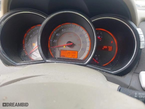 2009 Nissan Murano S with VIN JN8AZ18U69W012370, listed as a IAAI auction lot 41333790 with 186,798 mi miles. Bid and sale history available at carsss.com. Image 7.