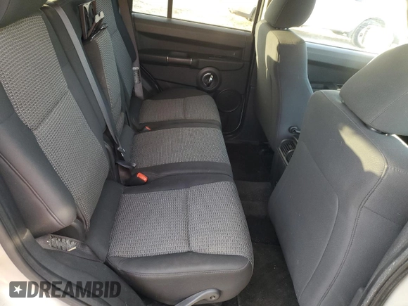 2009 Jeep Commander Sport с VIN 1J8HH48K19C511357, выставлен на аукционе Copart как лот 80654554 с пробегом 203 420 миль миль и Чистый • Clean title. История ставок и продаж доступна на DreamBid. Изображение 10.