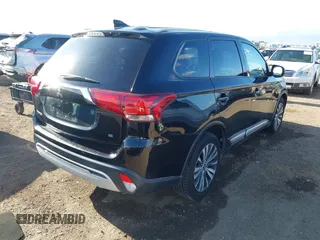 2020 Mitsubishi Outlander SE with VIN JA4AD3A32LZ023826, listed as a IAAI auction lot 42073015 with Not provided miles and . Bid and sale history available at DreamBid. Image 4.