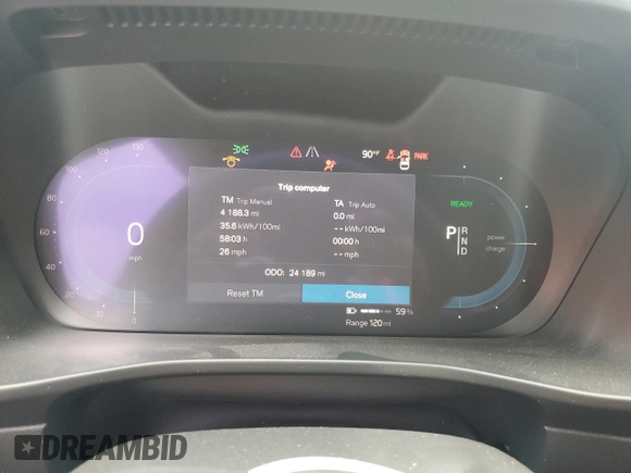 2023 Volvo XC40 Ultimate with VIN YV4ED3UM3P2013538, listed as a Copart auction lot 57995485 with 24,189 mi miles and Salvage title. Bid and sale history available at DreamBid. Image 9.