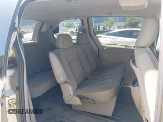 2005 Chrysler Town & Country with VIN 1C4GP45R25B370709, listed as a IAAI auction lot 42034770 with 147,675 mi miles. Bid and sale history available at carsss.com. Image 8.