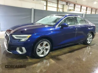 2023 Audi A3 Premium z VIN WAUAUDGYXPA101561, wystawiony jako Copart lot #54530825 z przebiegiem 42 680 mil mil oraz Czysty tytuł • Clean title. Historia ofert i sprzedaży dostępna na DreamBid. Obrazek 1.