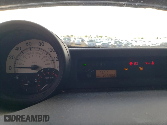 2006 Scion xB z VIN JTLKT324864125173, wystawiony jako Copart lot #56886225 z przebiegiem 153 008 mil mil oraz Szkoda całkowita • Salvage title. Historia ofert i sprzedaży dostępna na DreamBid. Obrazek 9.