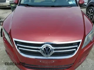 2011 Volkswagen Tiguan SE with VIN WVGBV7AX7BW001124, listed as a Copart auction lot 53044005 with 150,072 mi miles and Salvage Title. Bid and sale history available at DreamBid. Image 12.