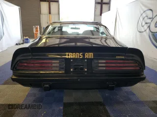 1975 Pontiac Firebird z VIN 2W87S5N561452, wystawiony jako Copart lot #64986614 z przebiegiem 73 434 mil mil oraz Tytuł czysty. Historia ofert i sprzedaży dostępna na DreamBid. Obrazek 6.