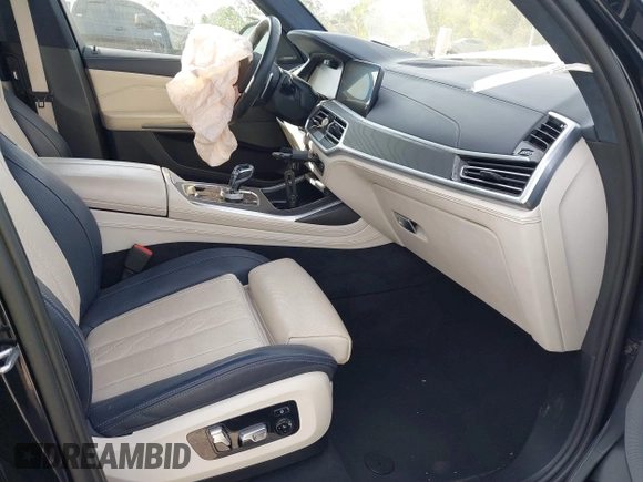 2022 BMW X7 M50i z VIN 5UXCX6C08N9M15818, wystawiony jako IAAI lot #41434065 z przebiegiem 52 740 mil mil oraz . Historia ofert i sprzedaży dostępna na DreamBid. Obrazek 5.