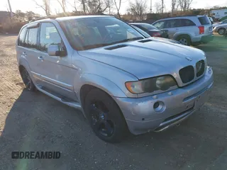 2001 BMW X5 4.4i with VIN WBAFB33511LH07282, listed as a IAAI auction lot 41766599 with 999,999 mi miles. Bid and sale history available at carsss.com. Image 1.