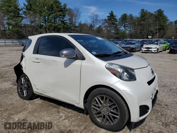 2012 Scion iQ with VIN JTNJJXB03CJ011933, listed as a Copart auction lot 52923385 with 137,836 mi miles and Clean Title. Bid and sale history available at carsss.com. Image 4.