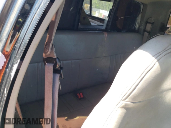 1997 Ford F-150 XL z VIN 1FTEX17L8VNB84878, wystawiony jako Copart lot #52695045 z przebiegiem 446 498 mil mil oraz Szkoda całkowita • Salvage title. Historia ofert i sprzedaży dostępna na DreamBid. Obrazek 10.