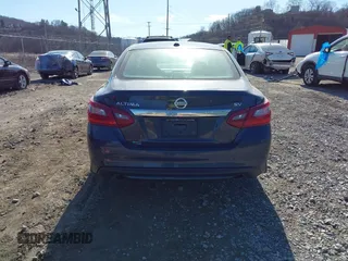 2018 Nissan Altima SR with VIN 1N4AL3AP9JC239996, listed as a IAAI auction lot 41822378 with 118,690 mi miles and . Bid and sale history available at carsss.com. Image 16.