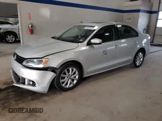 2012 Volkswagen Jetta Sedan SE w/Convenience & Sunroof PZEV with VIN 3VWBP7AJ2CM317507, listed as a Copart auction lot 45934375 with 100,152 mi miles and Salvage Title. Bid and sale history available at carsss.com. Image 1.