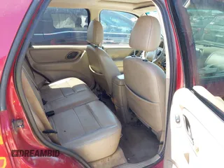2006 Ford Escape Limited with VIN 1FMCU04116KA47826, listed as a IAAI auction lot 42245373 with 283,827 mi miles and . Bid and sale history available at DreamBid. Image 8.