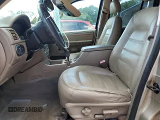 2003 Ford Explorer XLT с VIN 1FMZU73K13UA24866, выставлен на аукционе Copart как лот 57864625 с пробегом 252 887 миль миль и Списание • Salvage title. История ставок и продаж доступна на DreamBid. Изображение 7.