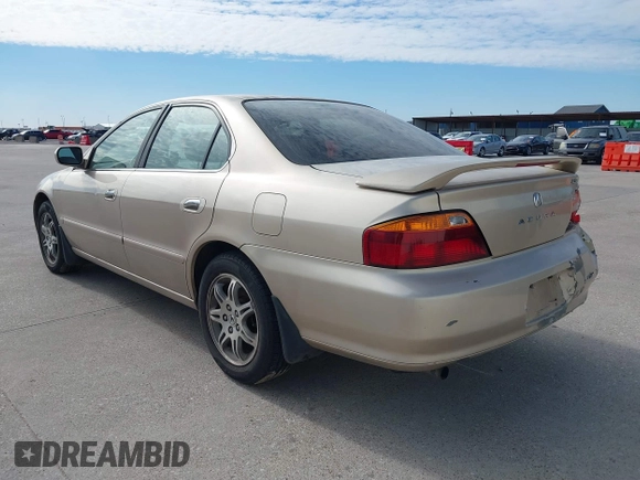 2000 Acura TL with VIN 19UUA5664YA052956, listed as a IAAI auction lot 41614847 with 225,861 mi miles. Bid and sale history available at carsss.com. Image 3.