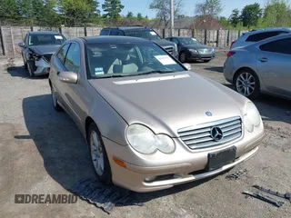 2002 Mercedes-Benz C 230/260/280/320 с VIN WDBRN47J32A235373, выставлен на аукционе IAAI как лот 42247716 с пробегом 76 306 миль миль и . История ставок и продаж доступна на DreamBid. Изображение 6.