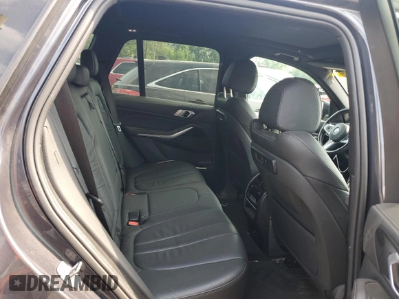 2019 BMW X5 xDrive40i with VIN 5UXCR6C57KLL11051, listed as a Copart auction lot 60268695 with 169,671 mi miles and Salvage title. Bid and sale history available at DreamBid. Image 10.