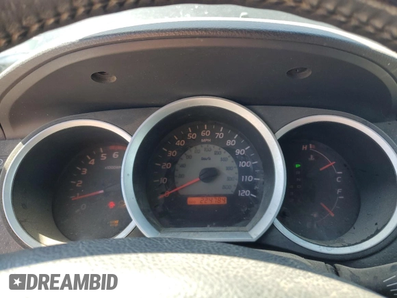 2005 Toyota Tacoma with VIN 5TEUU42N25Z066191, listed as a Copart auction lot 55097255 with 224,784 mi miles and Clean Title. Bid and sale history available at DreamBid. Image 9.
