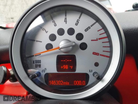 2008 MINI Hardtop S with VIN WMWMF73568TT91002, listed as a IAAI auction lot 42577703 with 146,302 mi miles and . Bid and sale history available at DreamBid. Image 7.