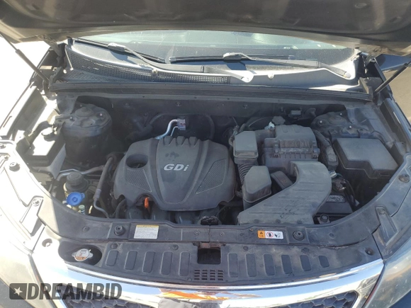 2013 Kia Sorento LX z VIN 5XYKT3A6XDG413614, wystawiony jako Copart lot #57175205 z przebiegiem 152 086 mil mil oraz Szkoda całkowita • Salvage title. Historia ofert i sprzedaży dostępna na DreamBid. Obrazek 12.